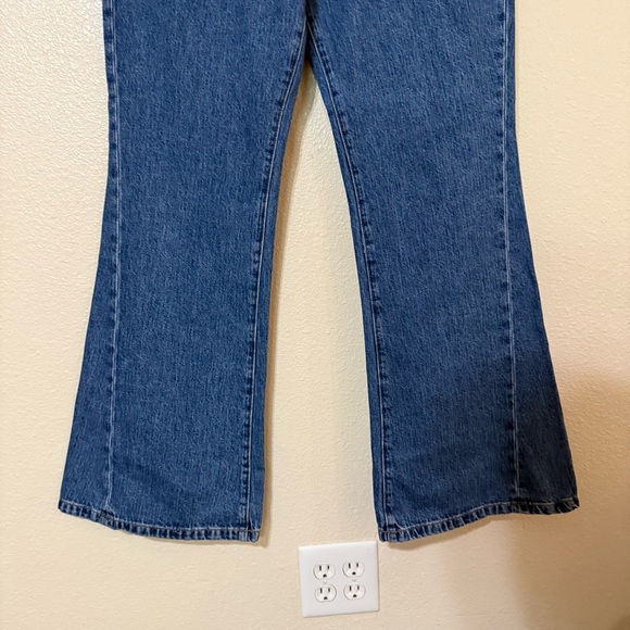 NEW Favorite Daughter The Valentina Flare Super High Rise Jeans in Montreal Wash - Picture 6 of 14